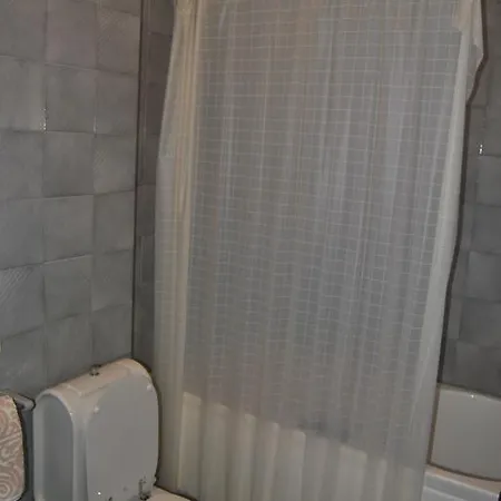 Portelle فندق مبيت وإفطار *